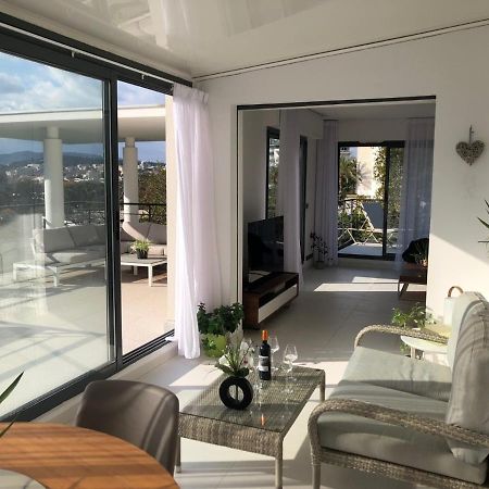 Appartement Montfleury, 2 Terrasses, 2 Chambres , 2 Sdb , Pkg Prive Piscine, 15 Min Walk To Croisette Beach And Palais Des Festivals Cannes Exterior foto