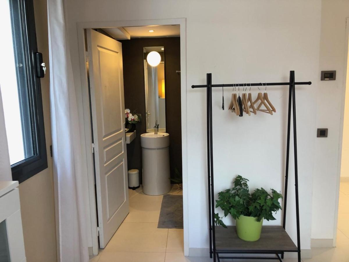 Appartement Montfleury, 2 Terrasses, 2 Chambres , 2 Sdb , Pkg Prive Piscine, 15 Min Walk To Croisette Beach And Palais Des Festivals Cannes Exterior foto